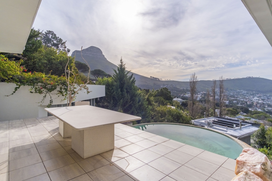 4 Bedroom Property for Sale in Higgovale Western Cape